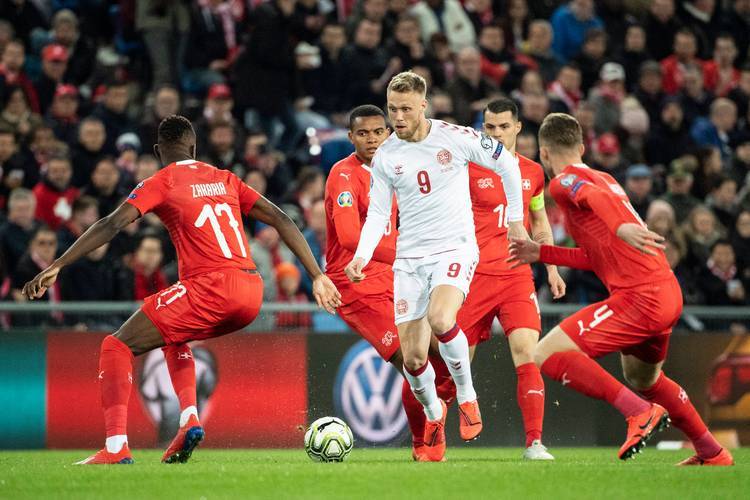 伤病防线的, 球的效率堪 伤病防线的, 球的效率堪